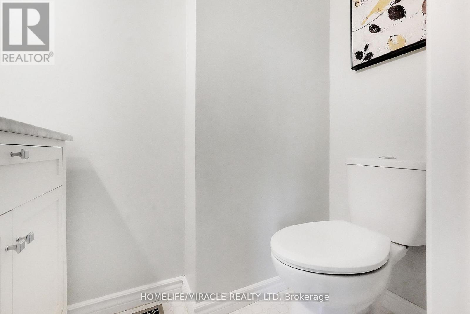 32 - 4165 Fieldgate Drive Property Photo 23