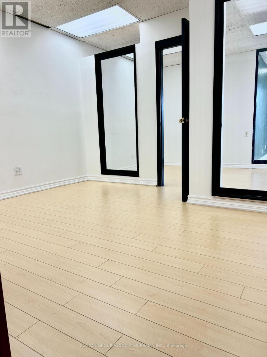 8 - 1287 St Clair Avenue W Property Photo 1