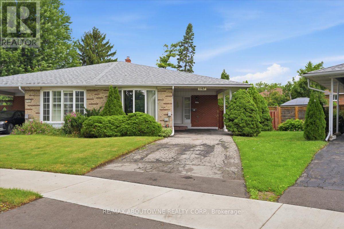 1167 Saturnia Crescent Property Photo 1