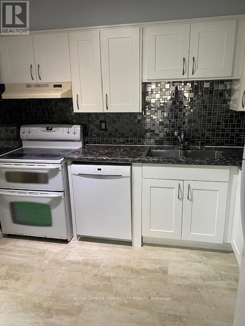 604 - 50 Elm Drive E Property Photo 12