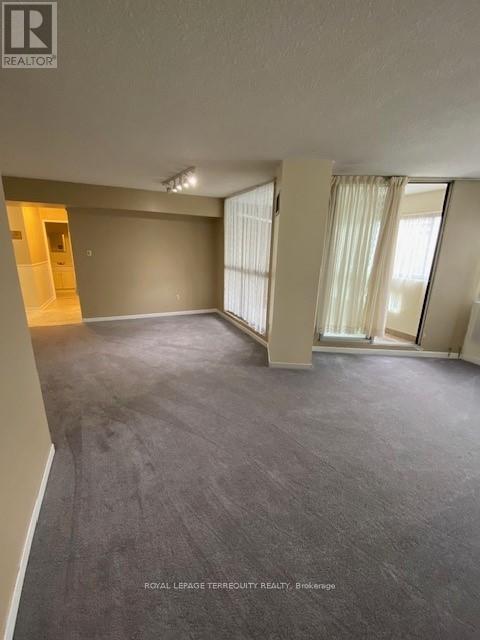 604 - 50 Elm Drive E Property Photo 14