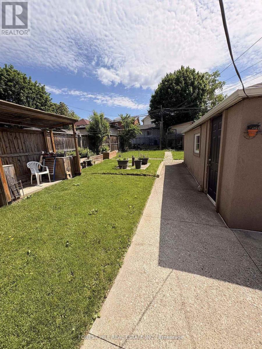55 Hartley Avenue Property Photo 25