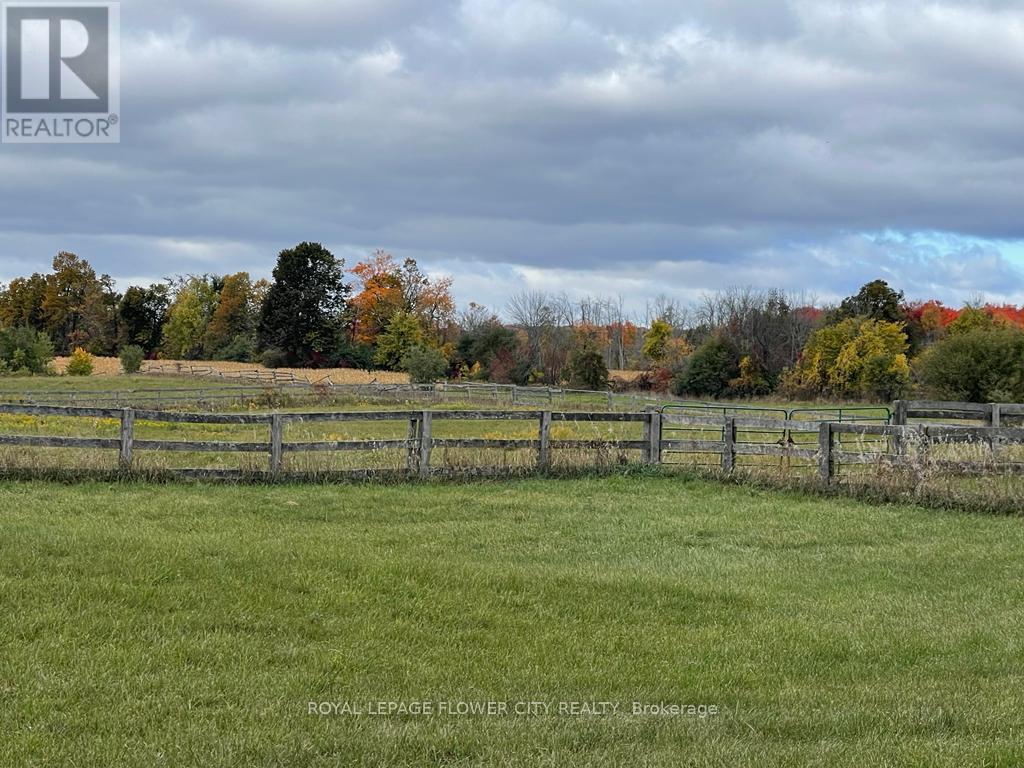 (barn) - 14264 Eighth Line Property Photo 1