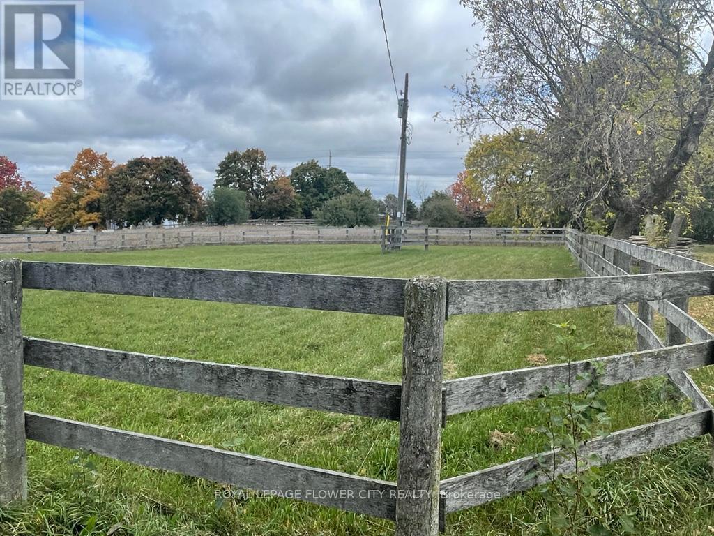 (barn) - 14264 Eighth Line Property Photo 7