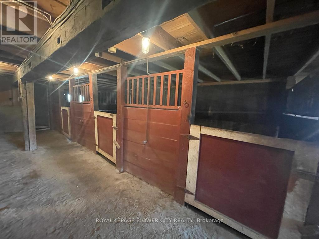 (barn) - 14264 Eighth Line Property Photo 12