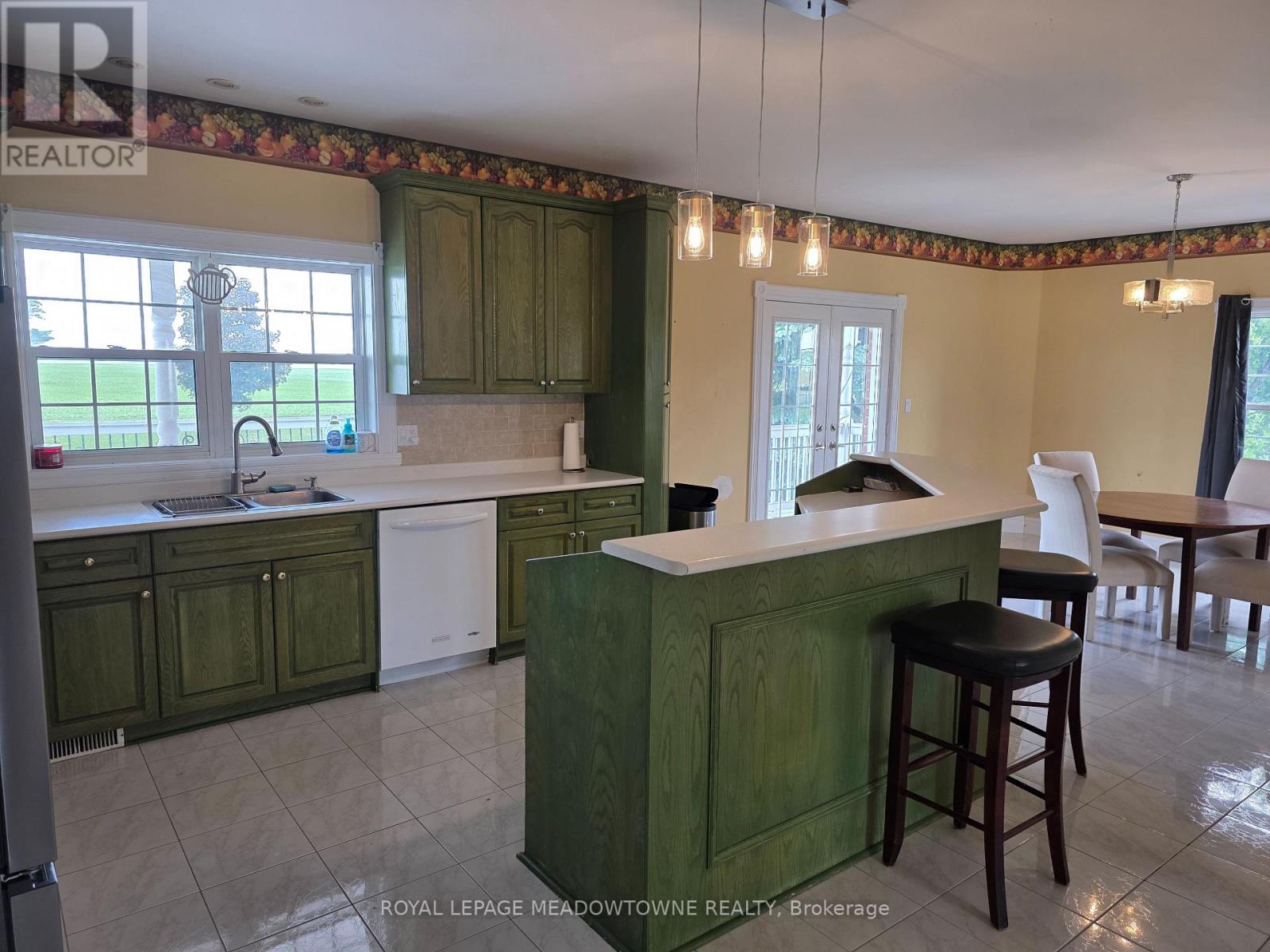 13727 Creditview Road Property Photo 3