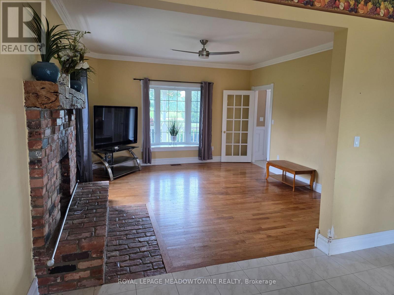 13727 Creditview Road Property Photo 10