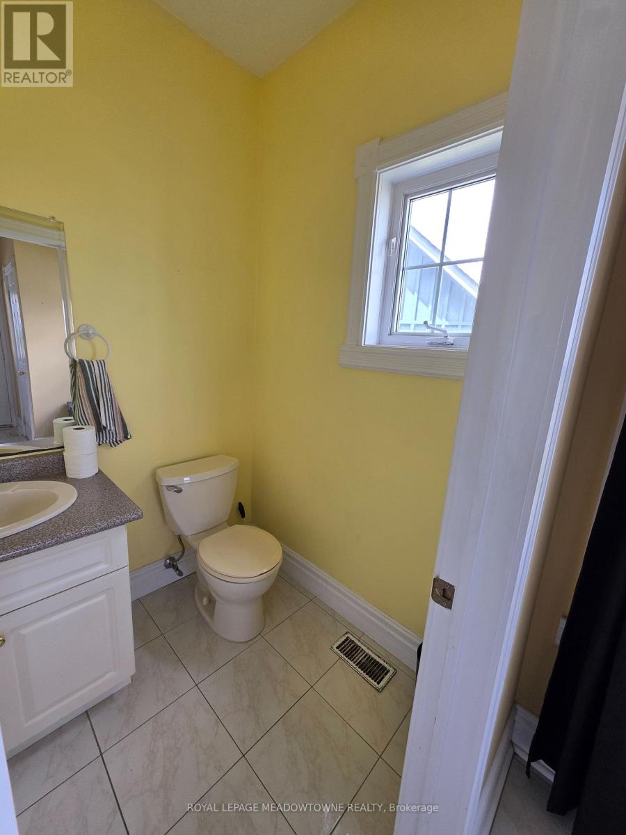 13727 Creditview Road Property Photo 12