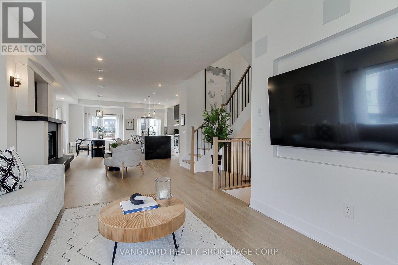 146 Landsbridge Street Property Photo 4