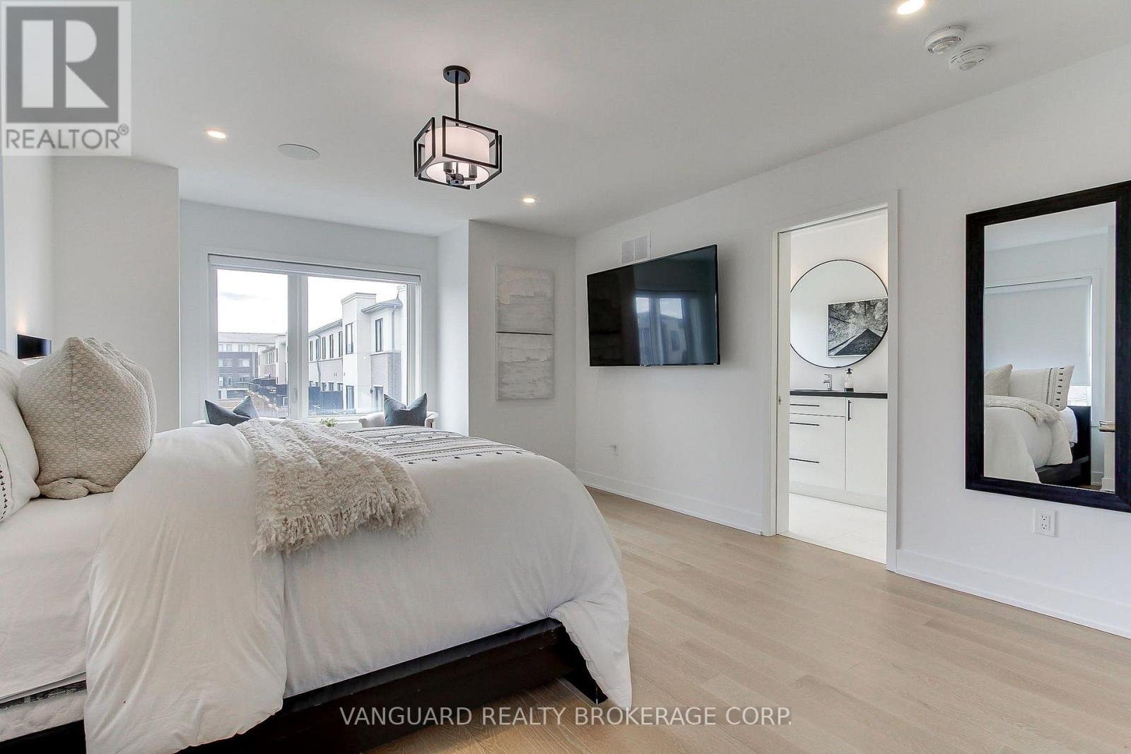 146 Landsbridge Street Property Photo 18