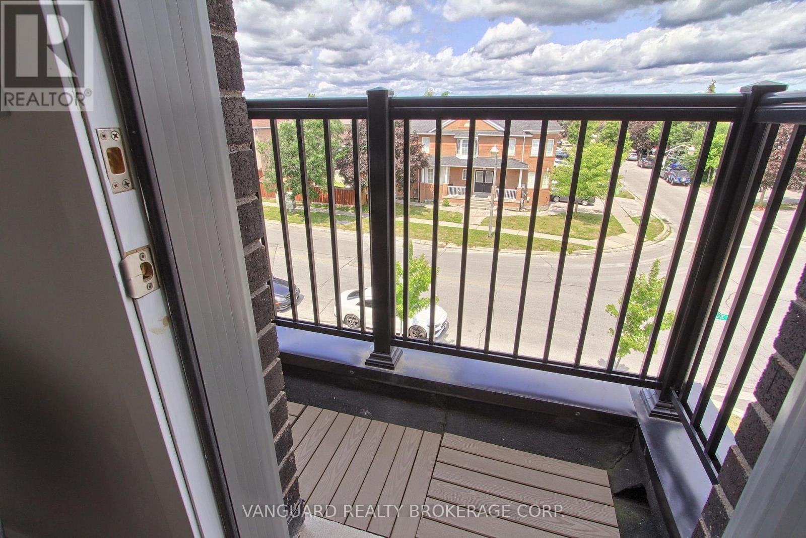 146 Landsbridge Street Property Photo 24