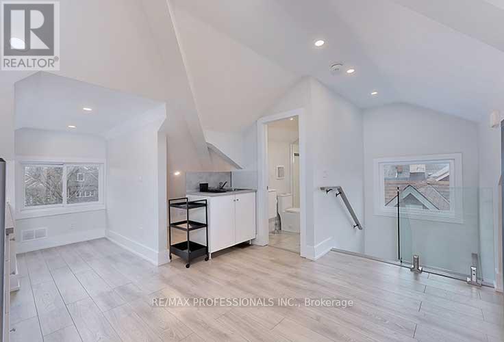 3rd Fl - 23 Radford Avenue Property Photo 5