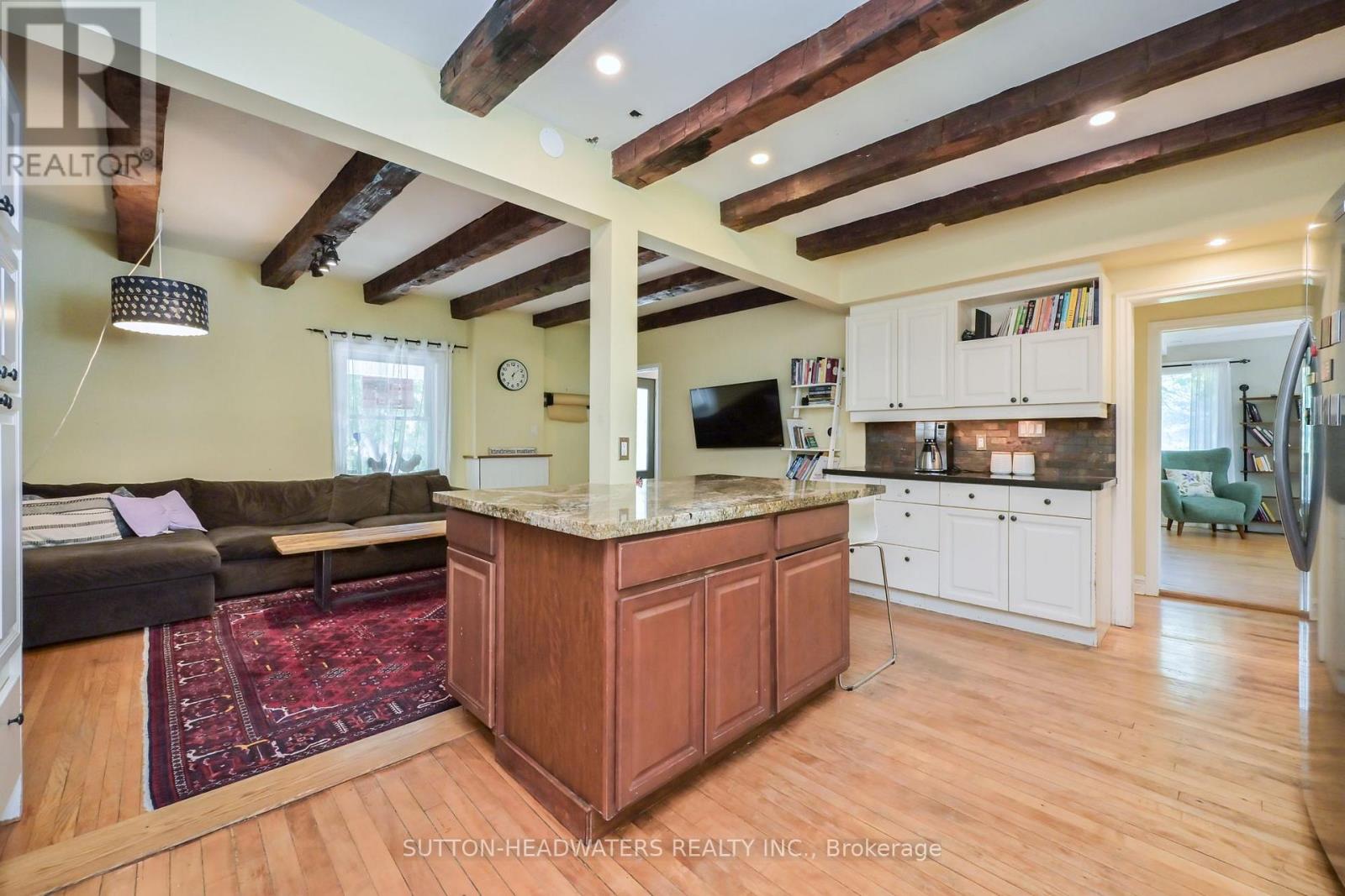 14427 Creditview Road Property Photo 3