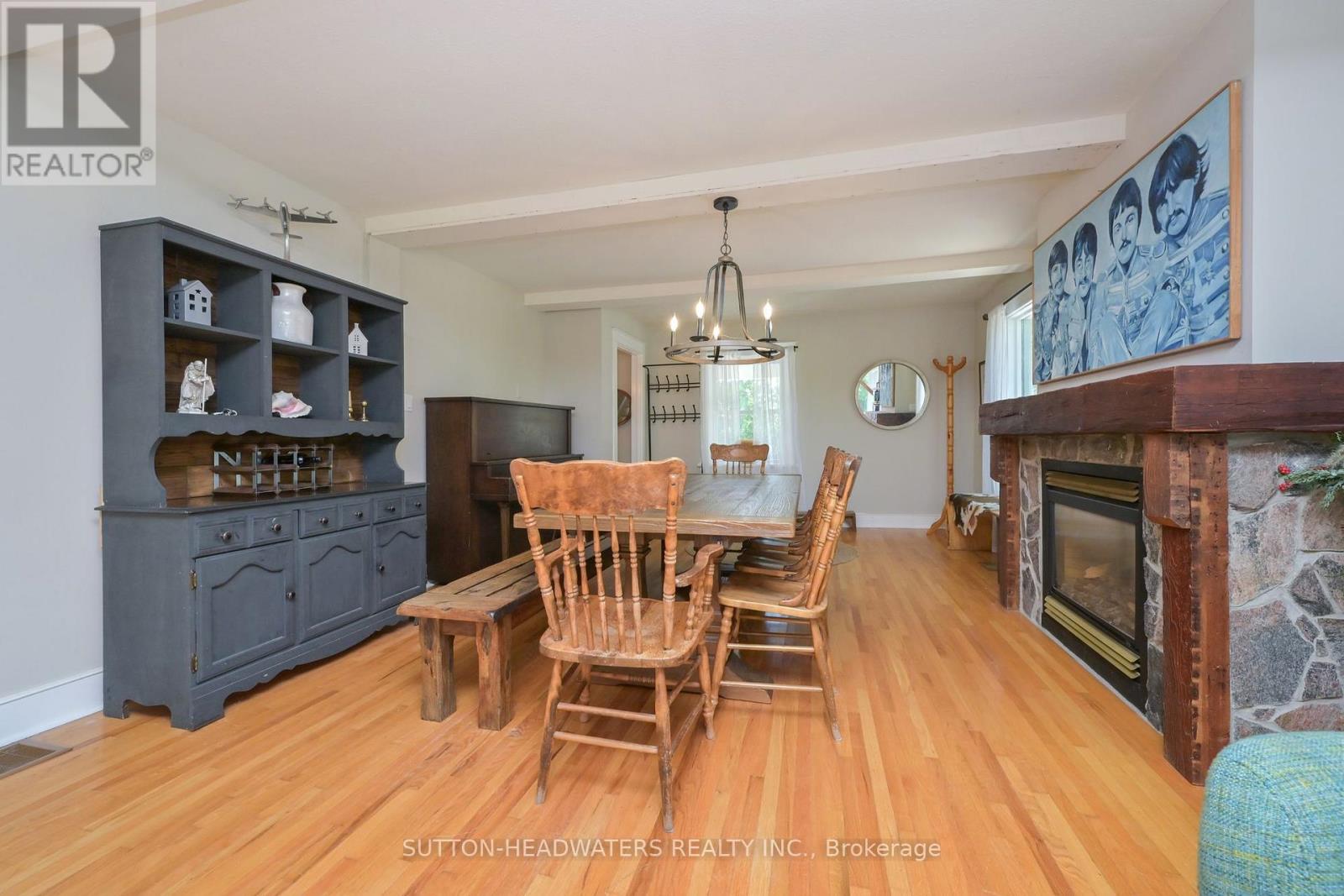 14427 Creditview Road Property Photo 8
