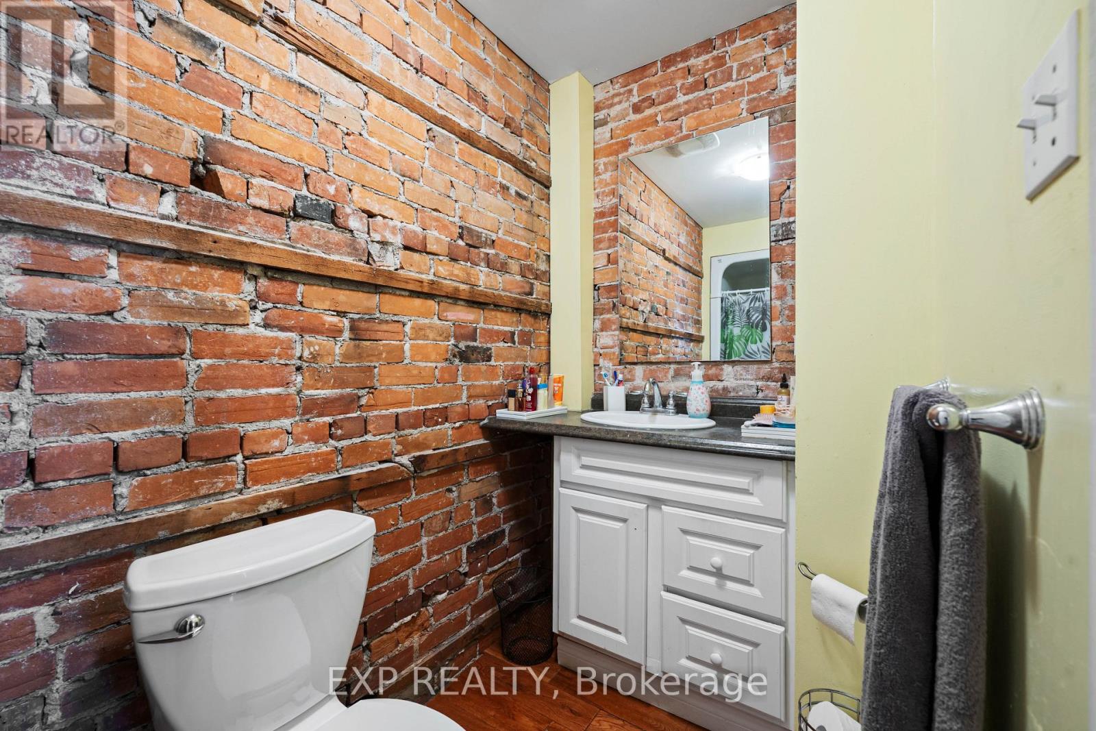 48 First Street Property Photo 13