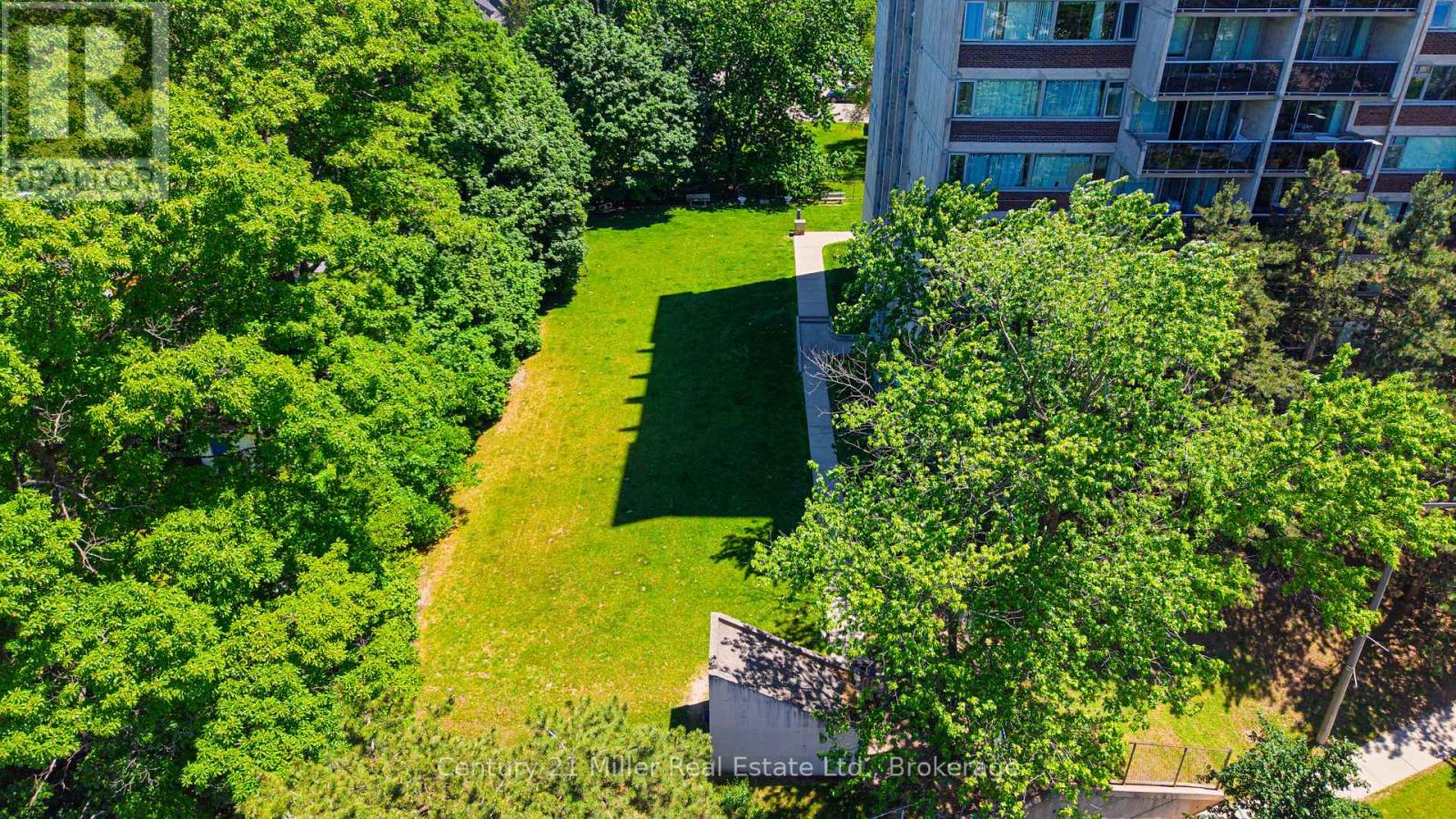 304 - 20 Speers Road Property Photo 23