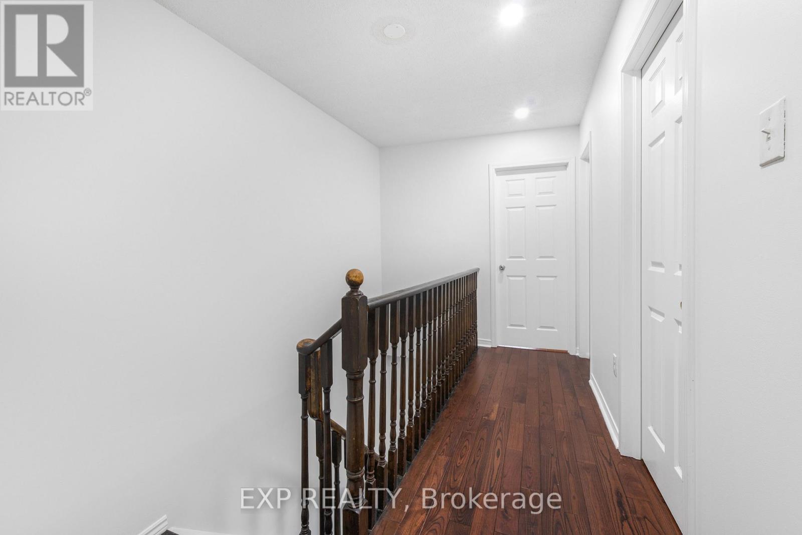 128 Olympia Crescent Property Photo 12