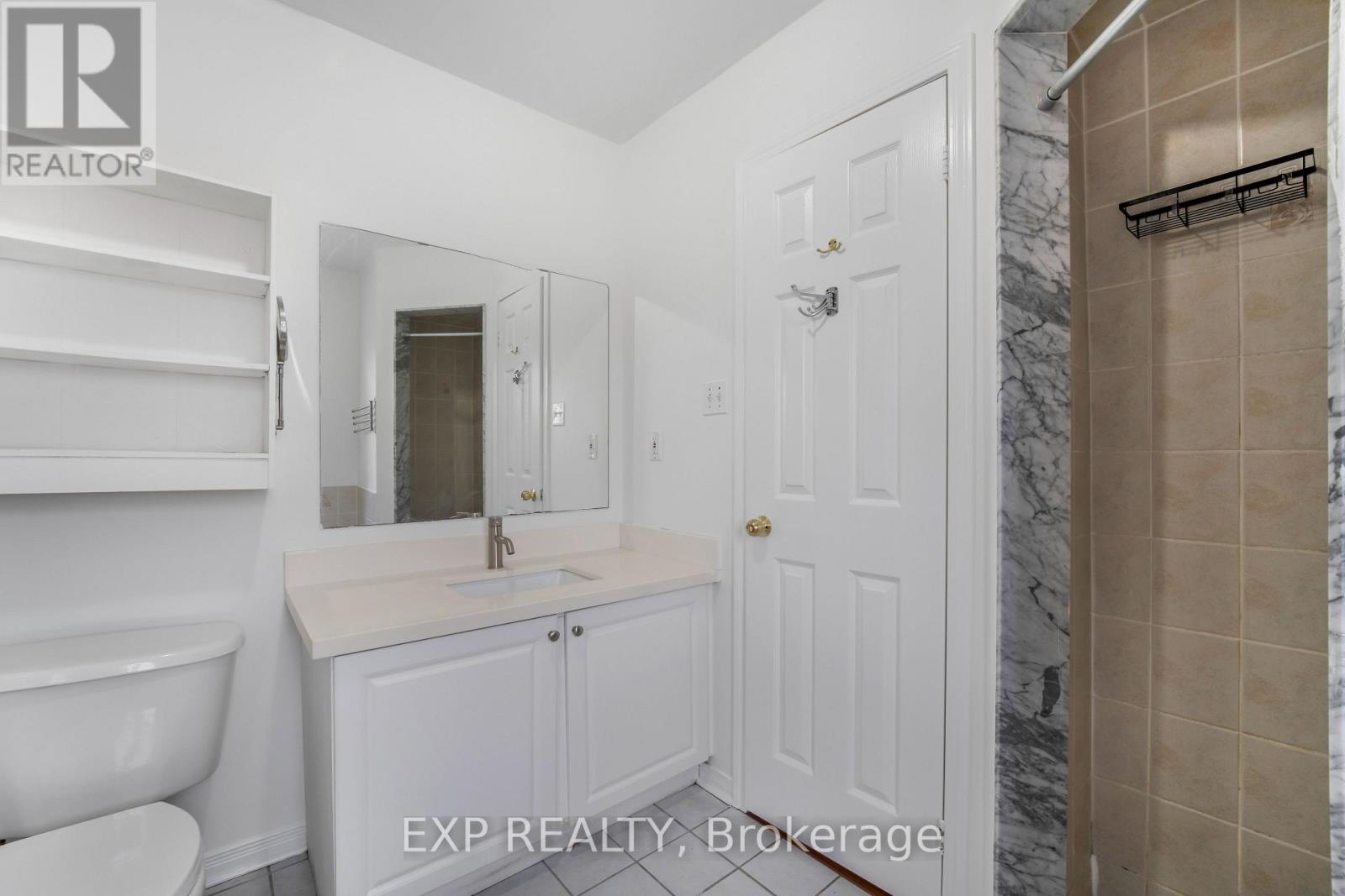 128 Olympia Crescent Property Photo 15
