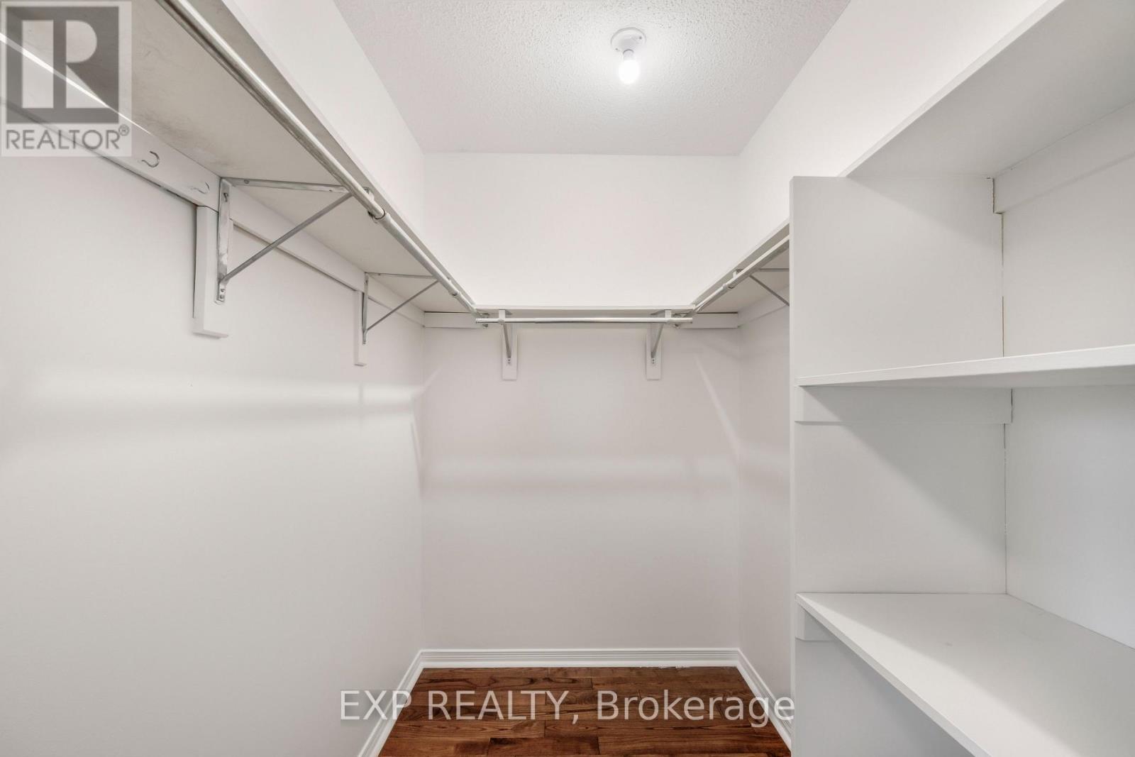 128 Olympia Crescent Property Photo 16