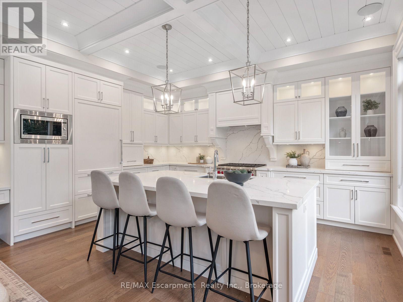 1077 Bridge Road Property Photo 15