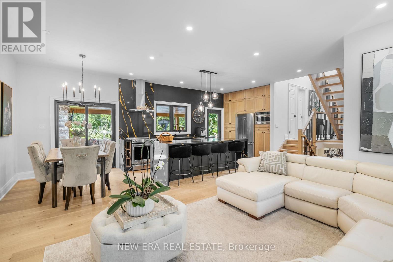 261 Pinetree Way Property Photo 15