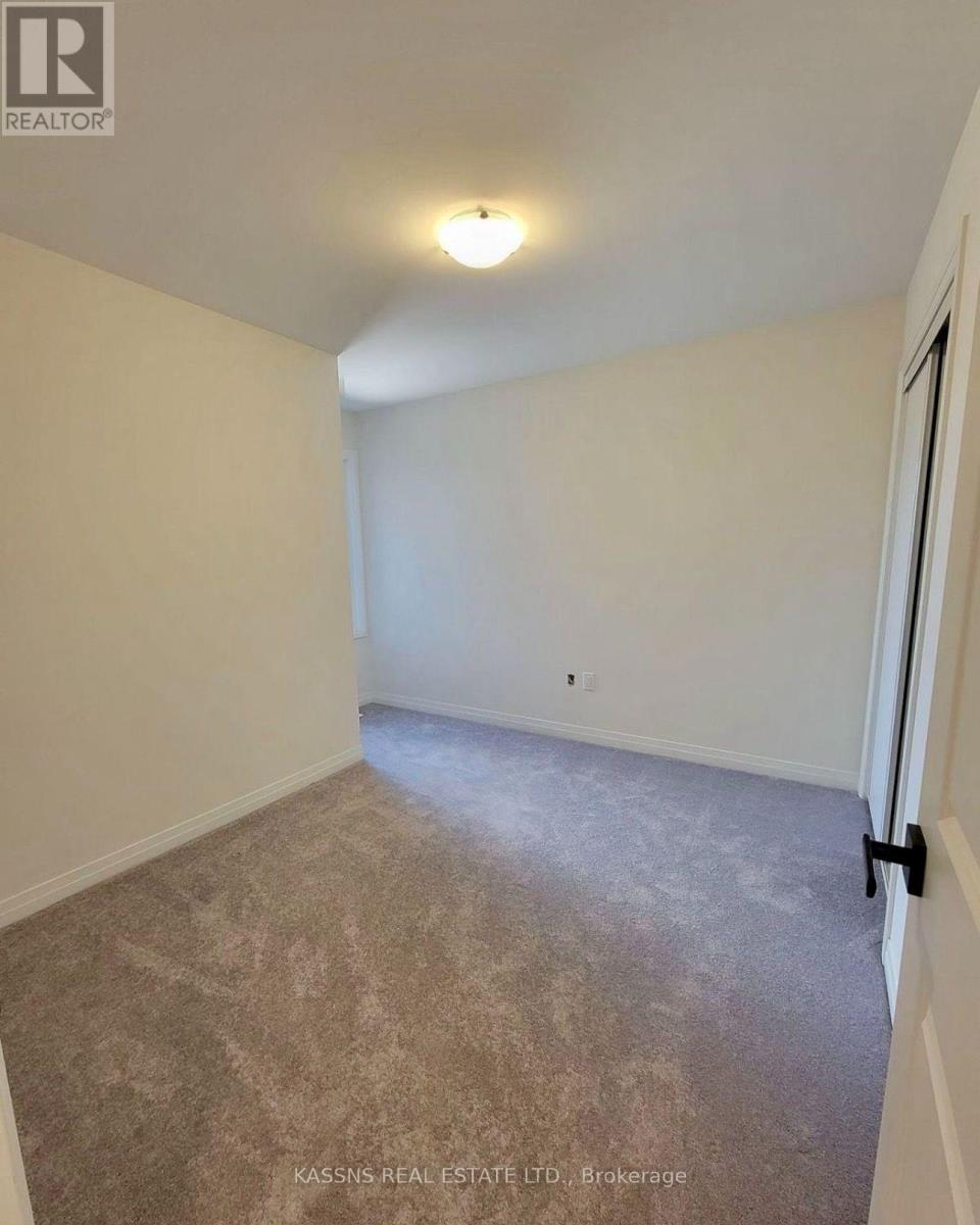 3305 Sixth Line Property Photo 22