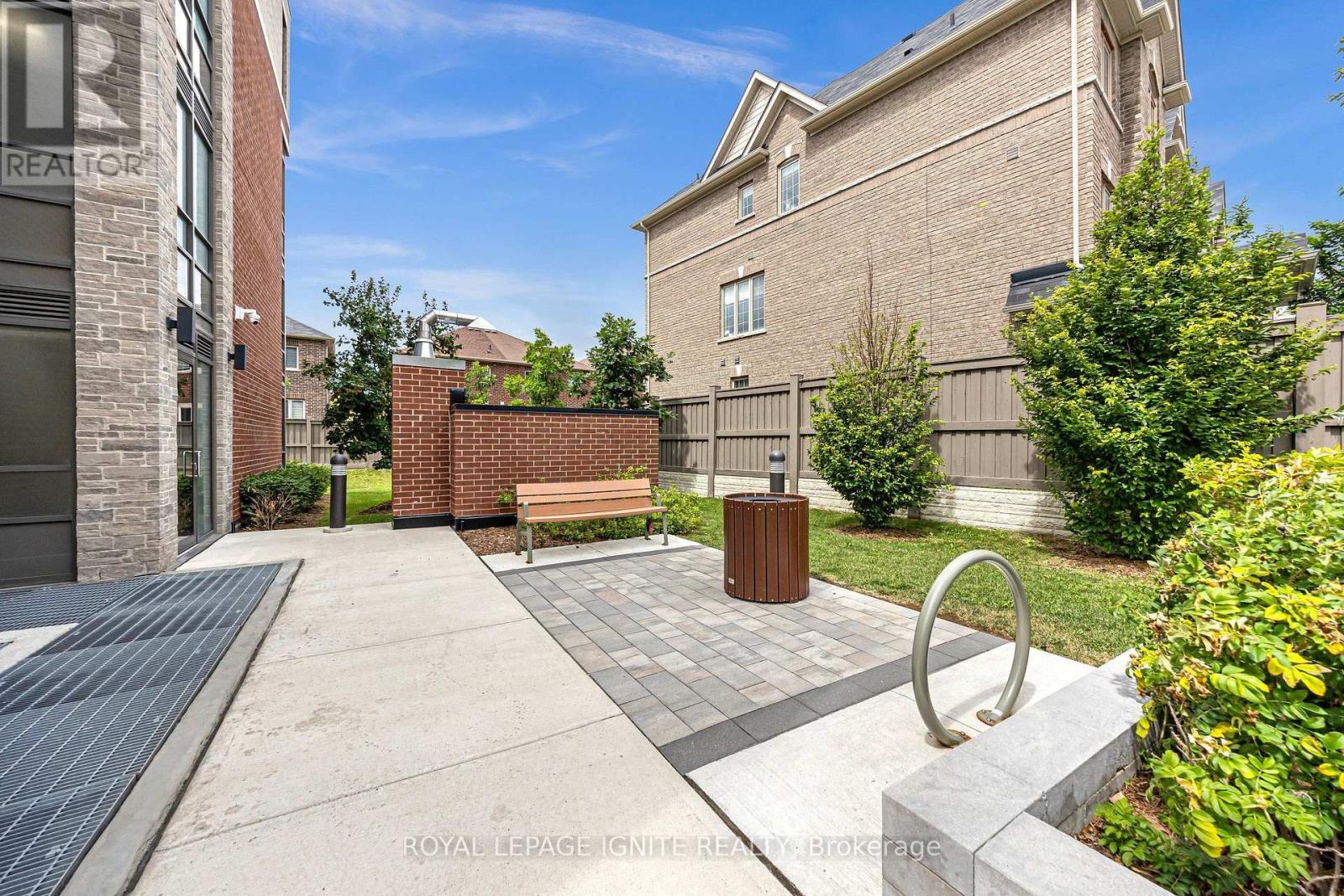 152 - 65 Attmar Drive Property Photo 23