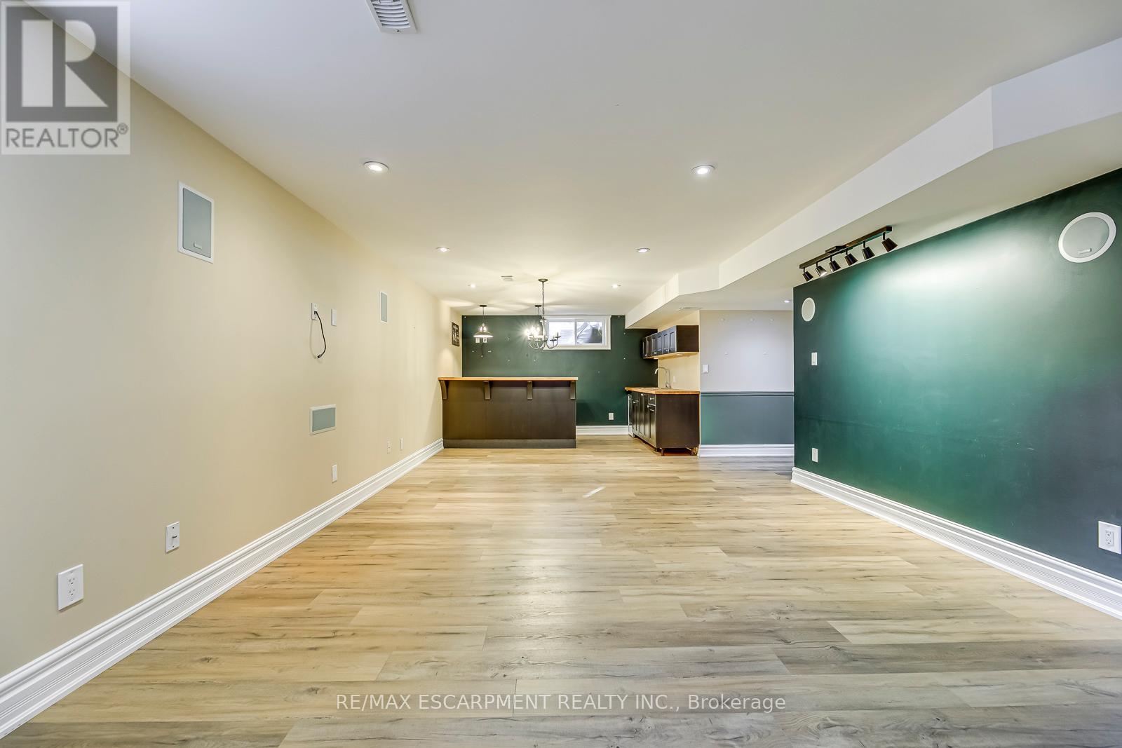 2492 Chaplin Road Property Photo 32