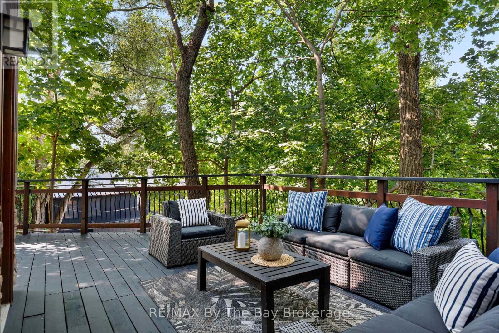 44 Rambert Crescent Property Photo 7