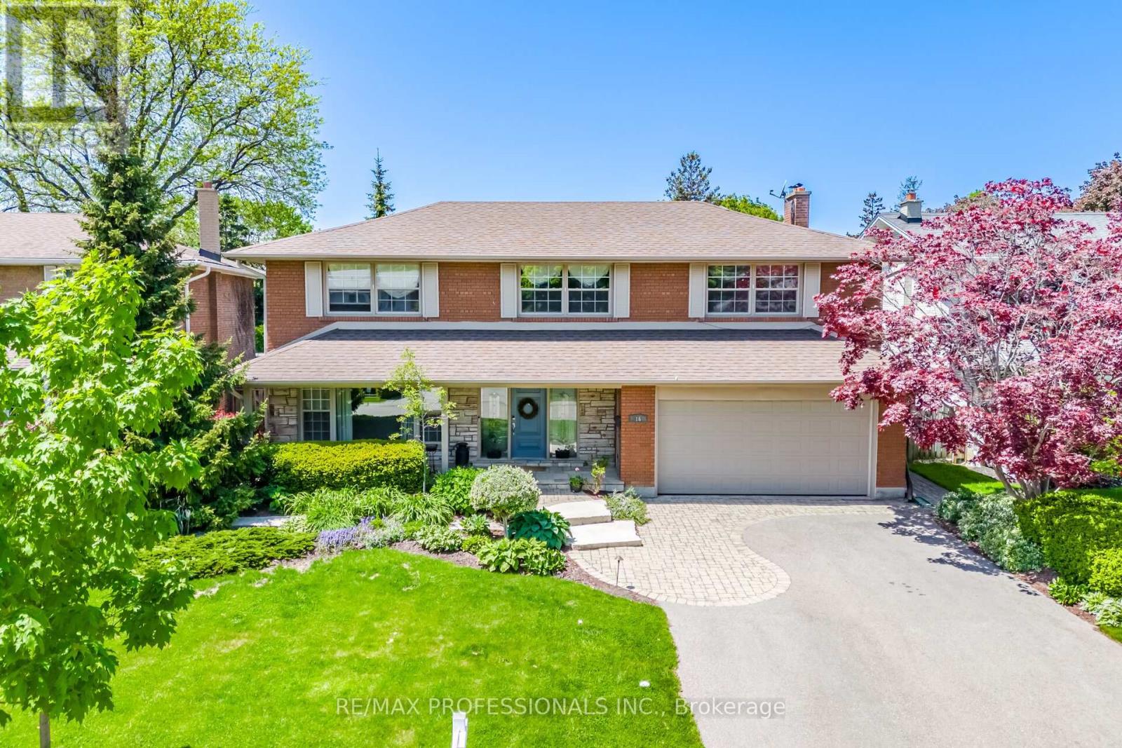 16 CHERRY POST CRESCENT