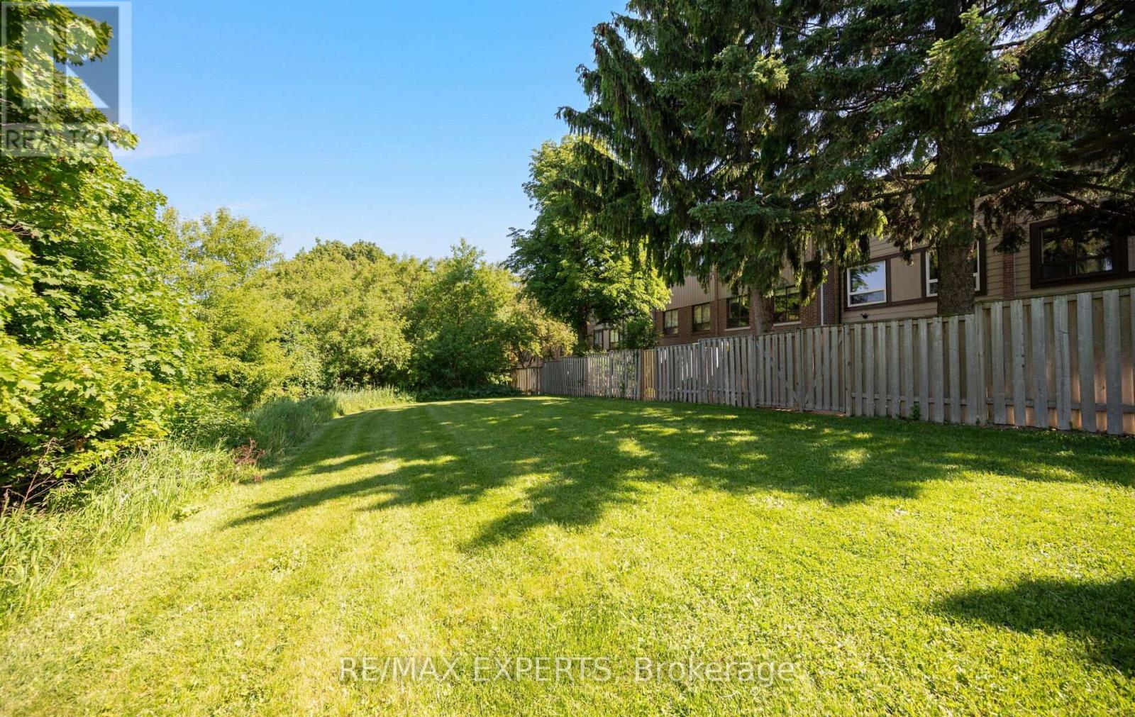 15 - 161 Moregate Crescent Property Photo 49