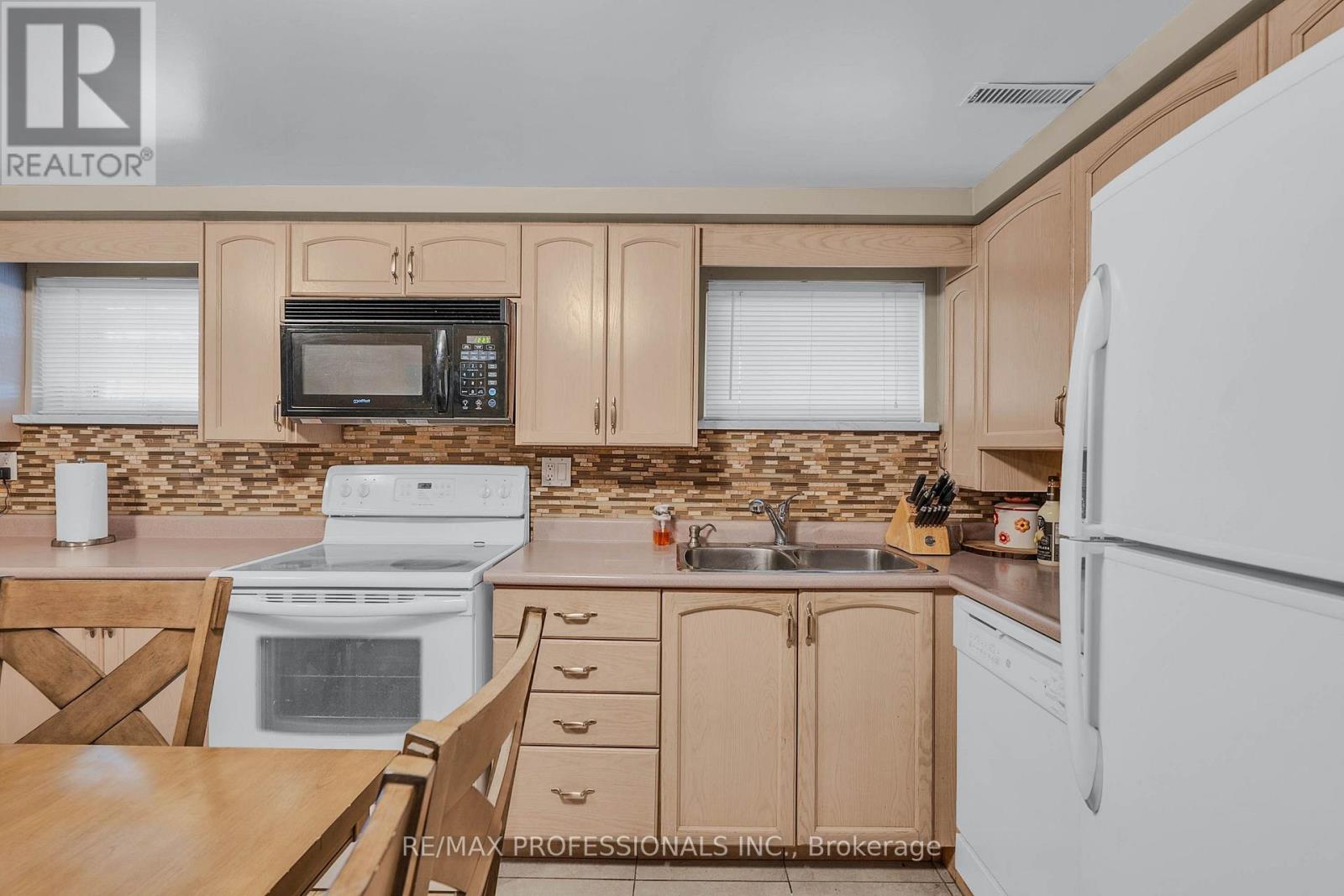 23 Anthia Drive Property Photo 29