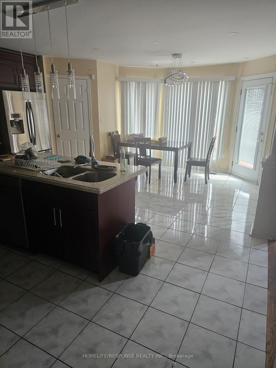 20 Himalaya Street Property Photo 8