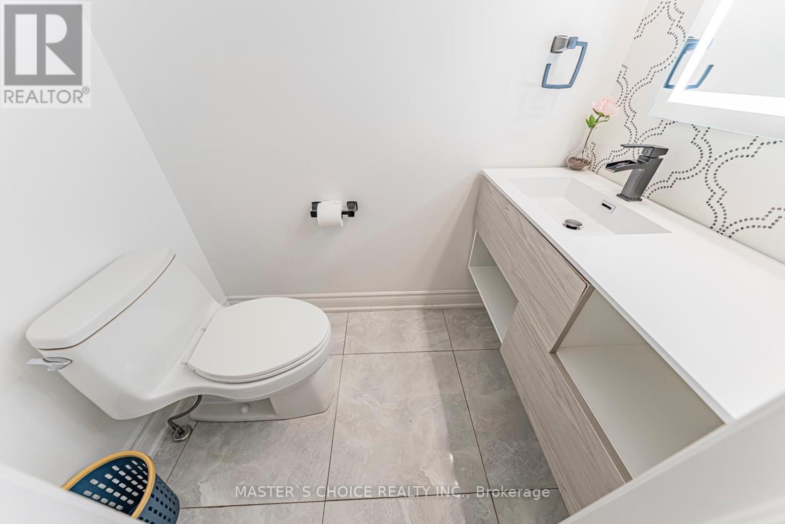 2357 Rideau Drive Property Photo 16