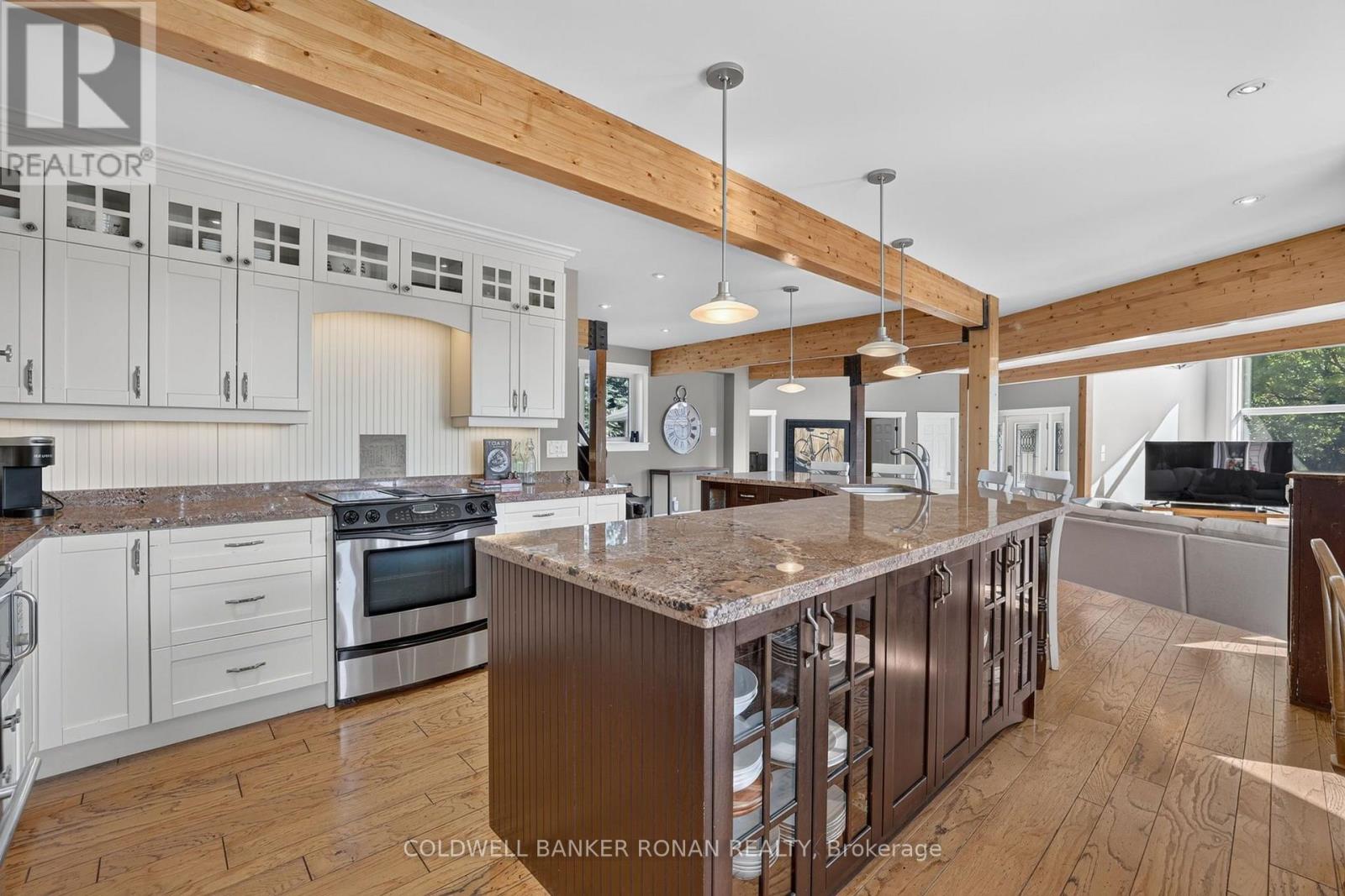 18250 Duffy's Lane Property Photo 12