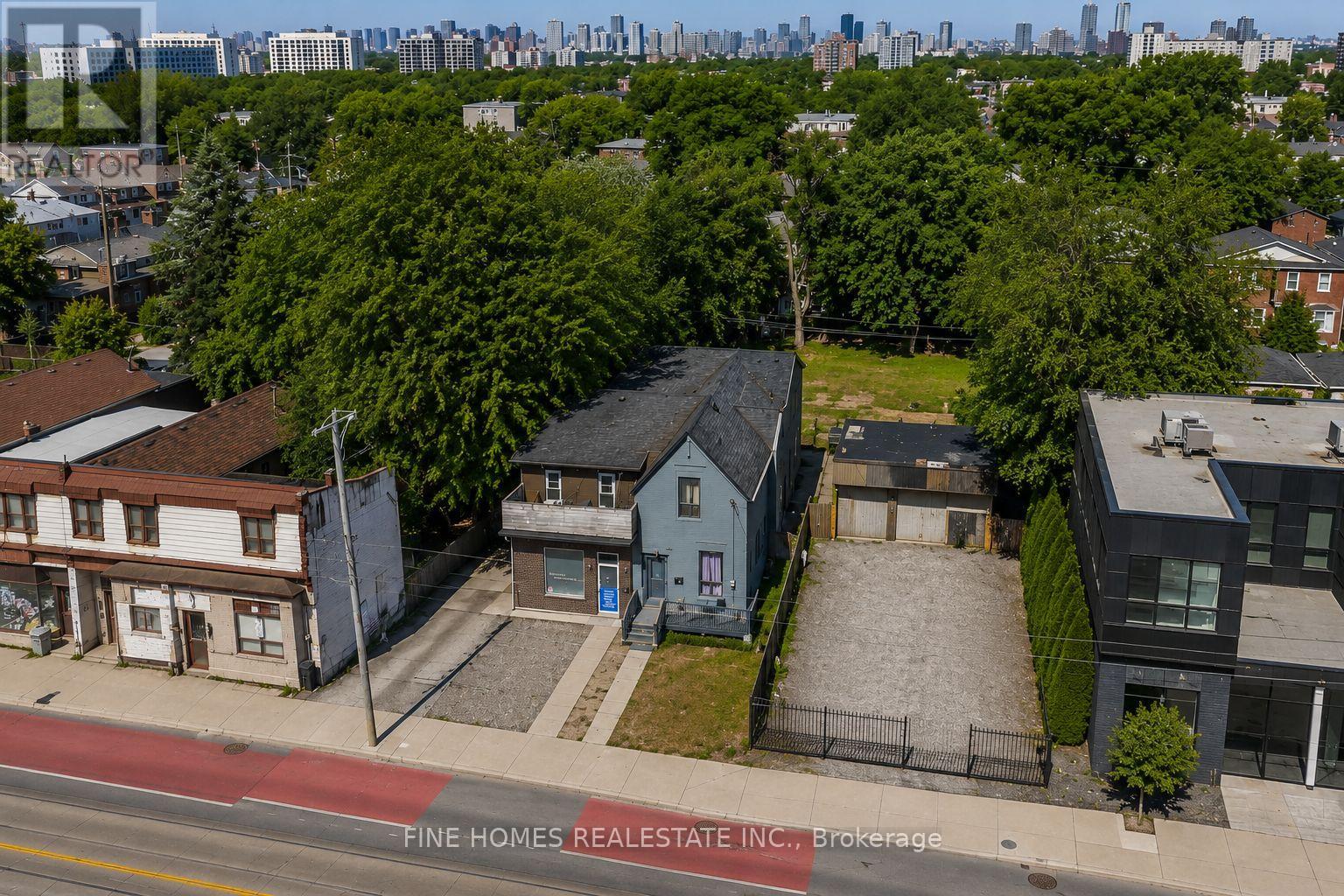 318 Dufferin Street Property Photo 1