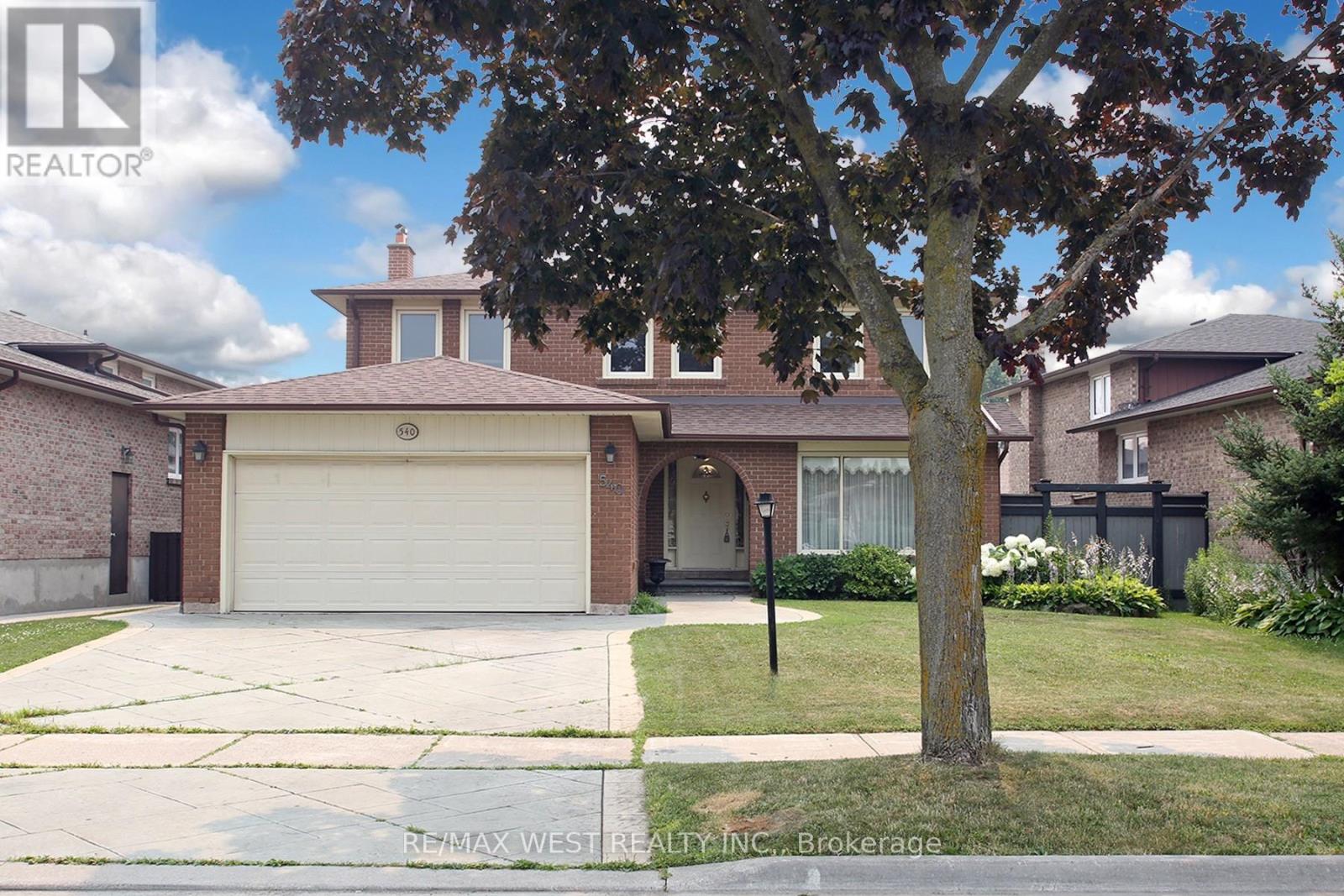 540 Louis Drive Property Photo 2