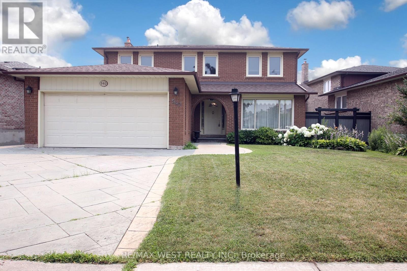 540 Louis Drive Property Photo 3