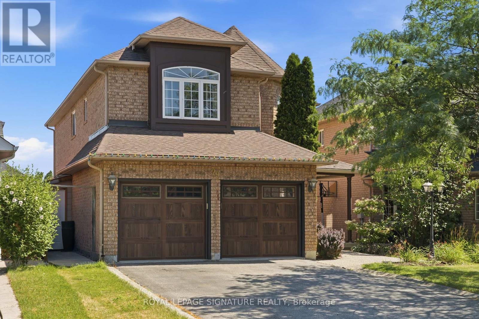 79 Twin Willow Crescent E Property Photo 1