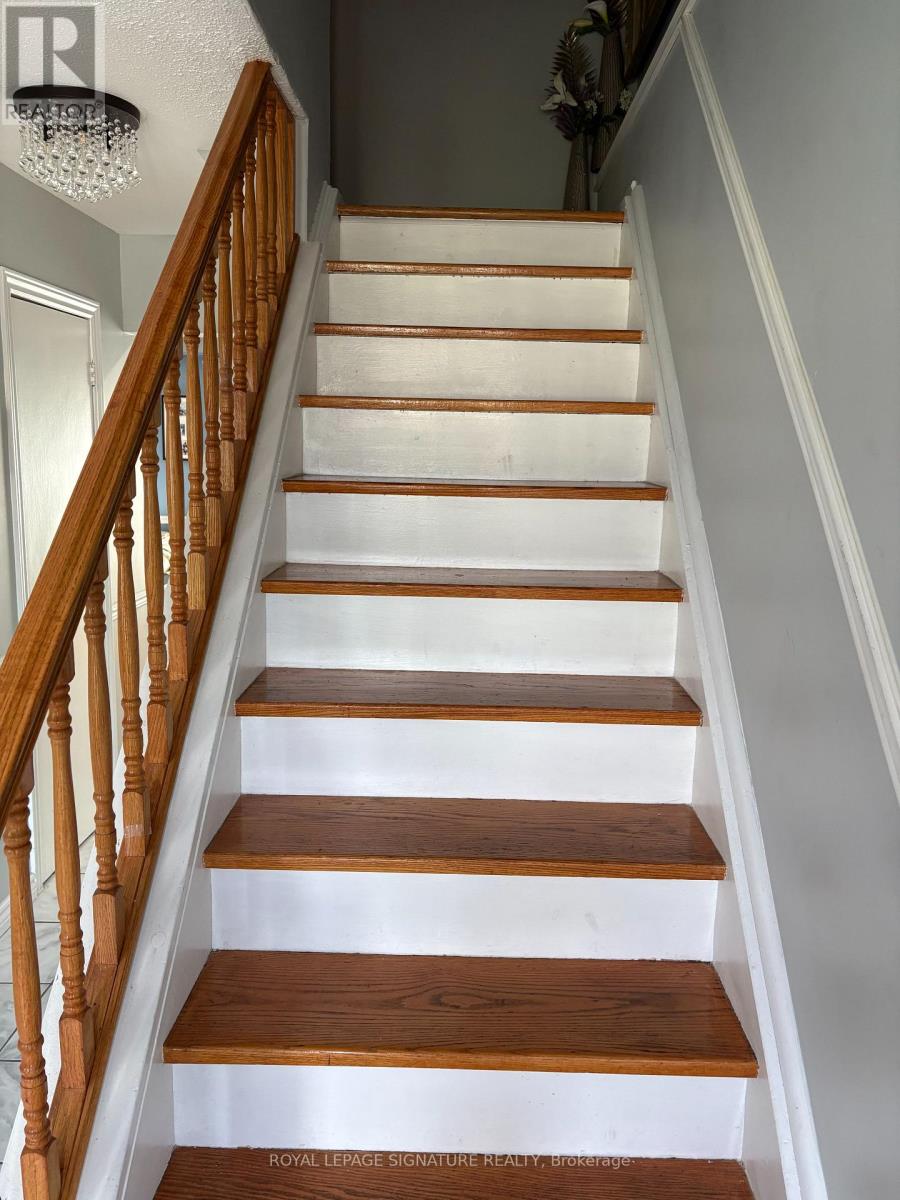 Main/upper - 137 Madoc Drive Property Photo 15
