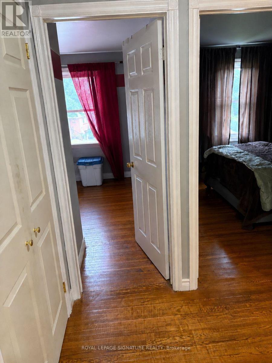 Main/upper - 137 Madoc Drive Property Photo 17
