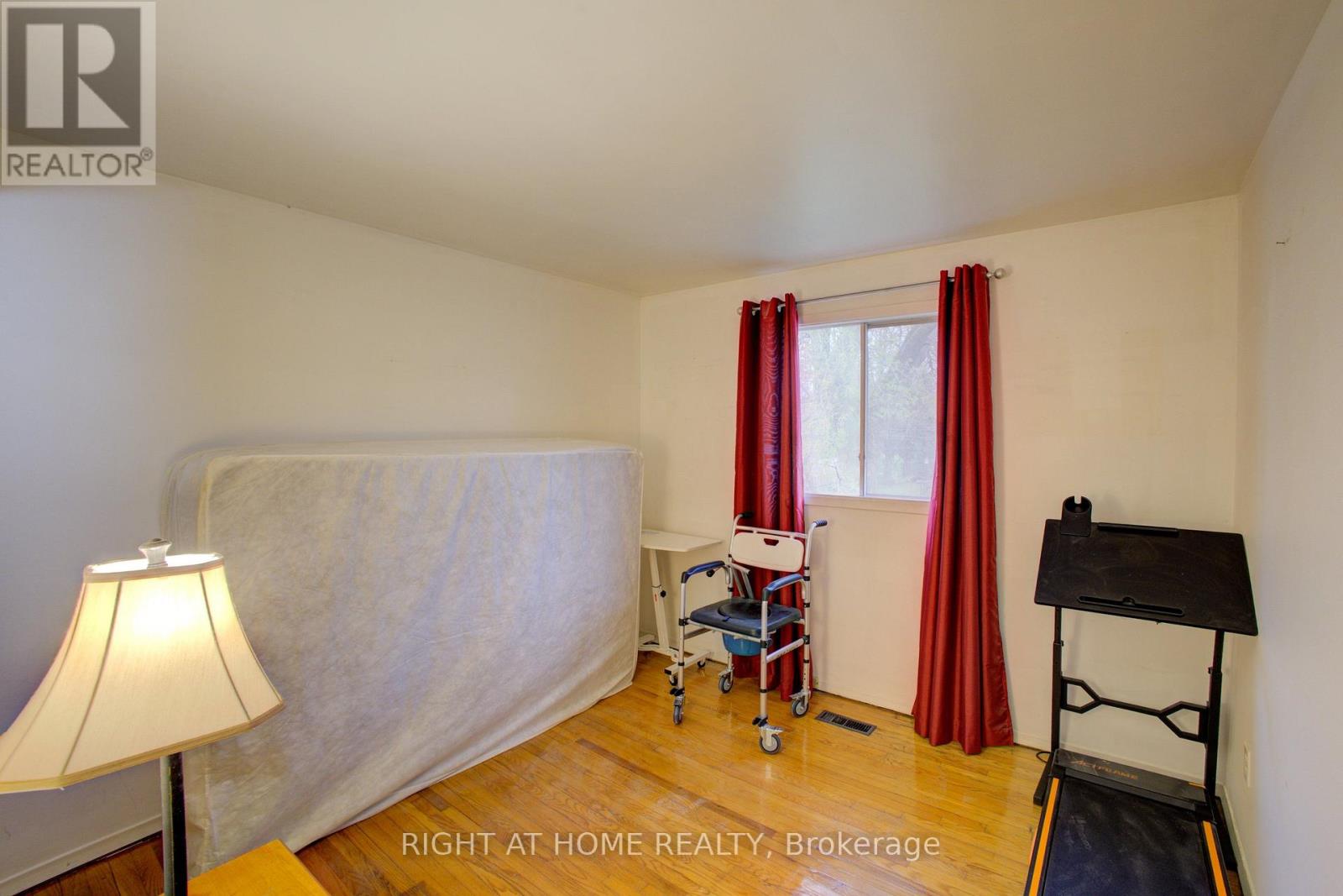 30 Parkview Drive Property Photo 11