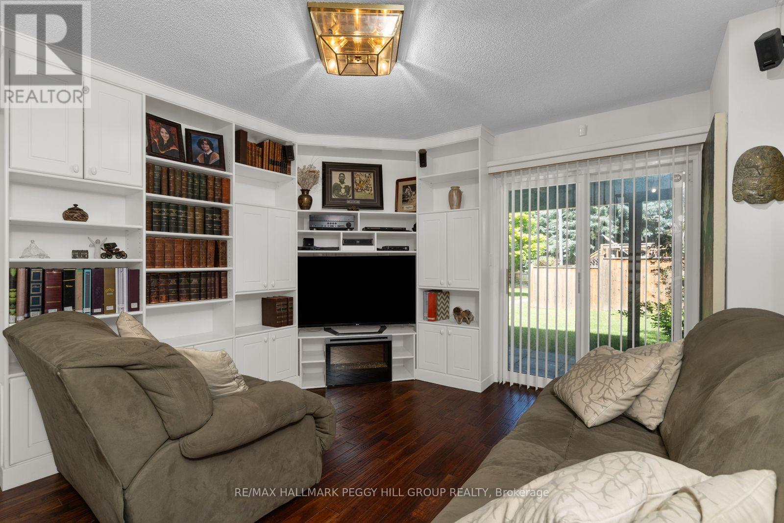 63 - 1480 Britannia Road W Property Photo 11