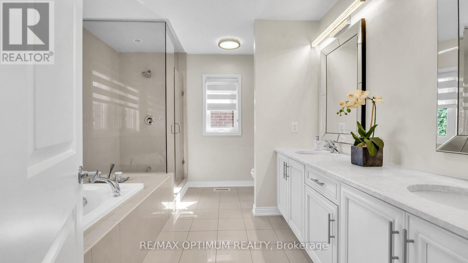37 Island Grove Property Photo 24