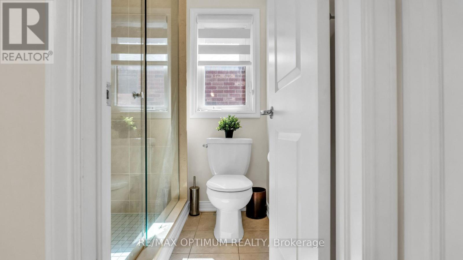 37 Island Grove Property Photo 30