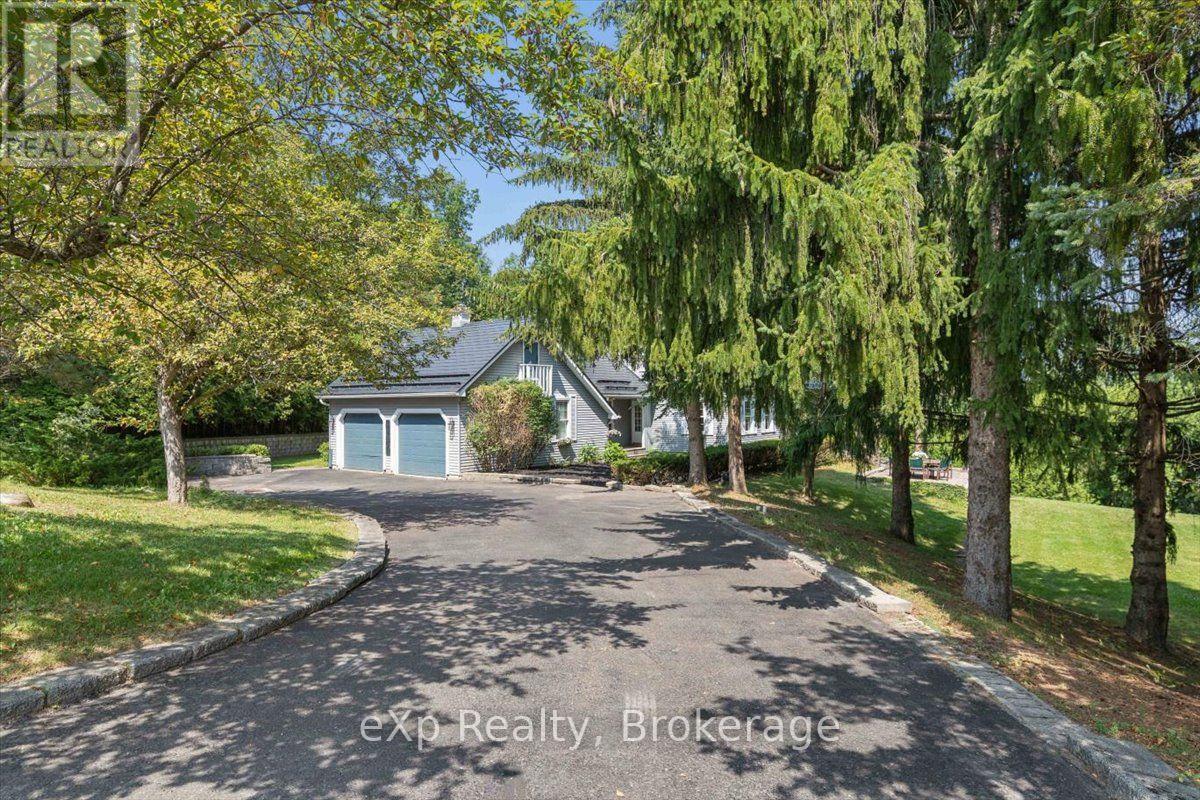 2039 Blacklock Street Property Photo 7