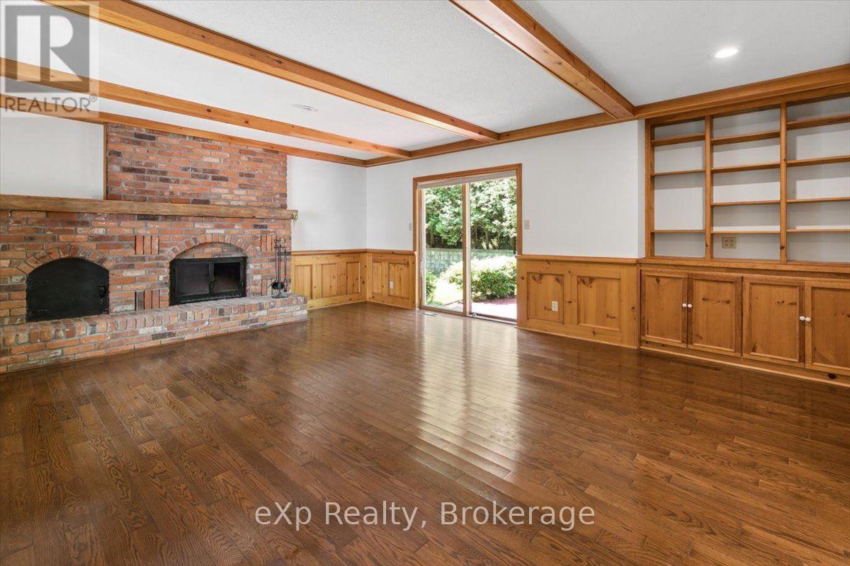 2039 Blacklock Street Property Photo 15