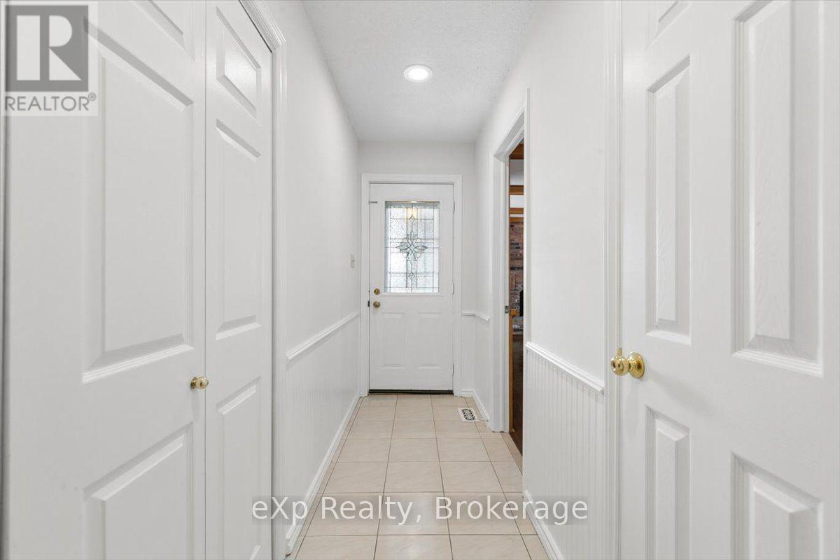 2039 Blacklock Street Property Photo 22