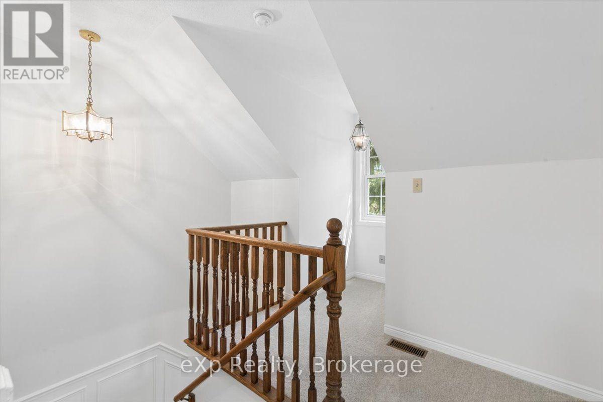 2039 Blacklock Street Property Photo 24