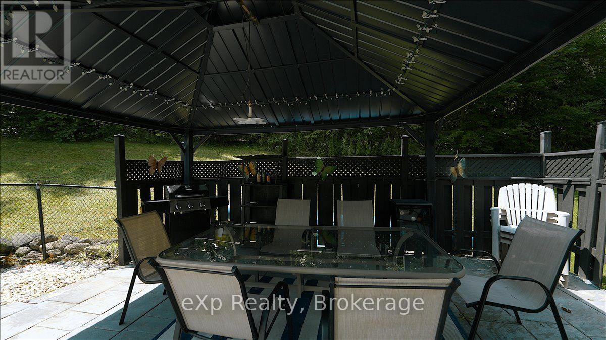 2039 Blacklock Street Property Photo 47